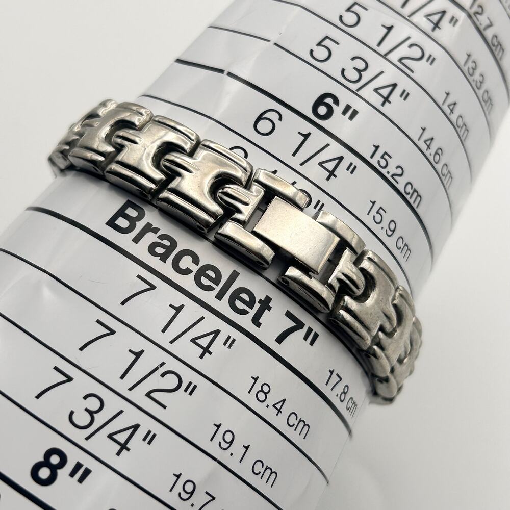 Milan Silver Tone WR 23mm St. Steel Women’s Watch Working New Battery - Picture 8 of 8